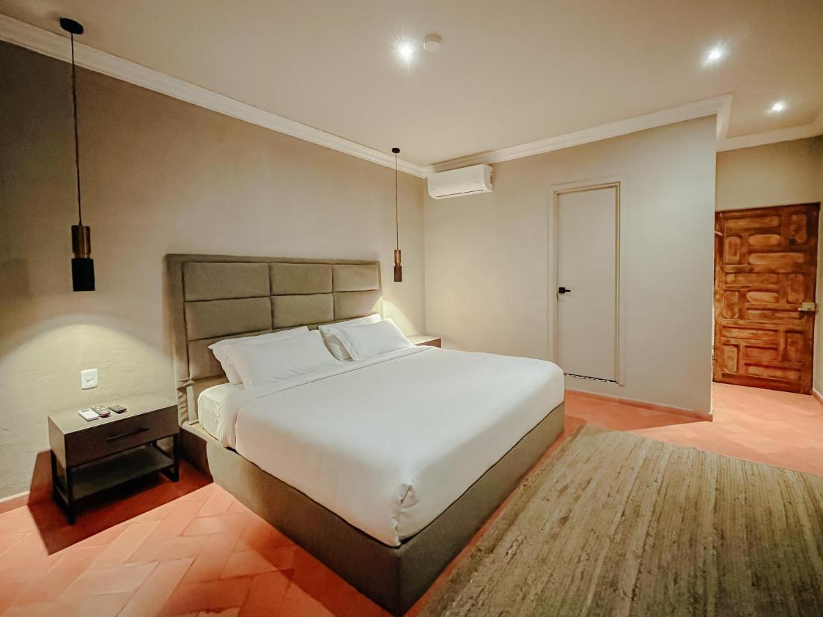 Mikaella Hotel Сан Мигел де Аленде Екстериор снимка