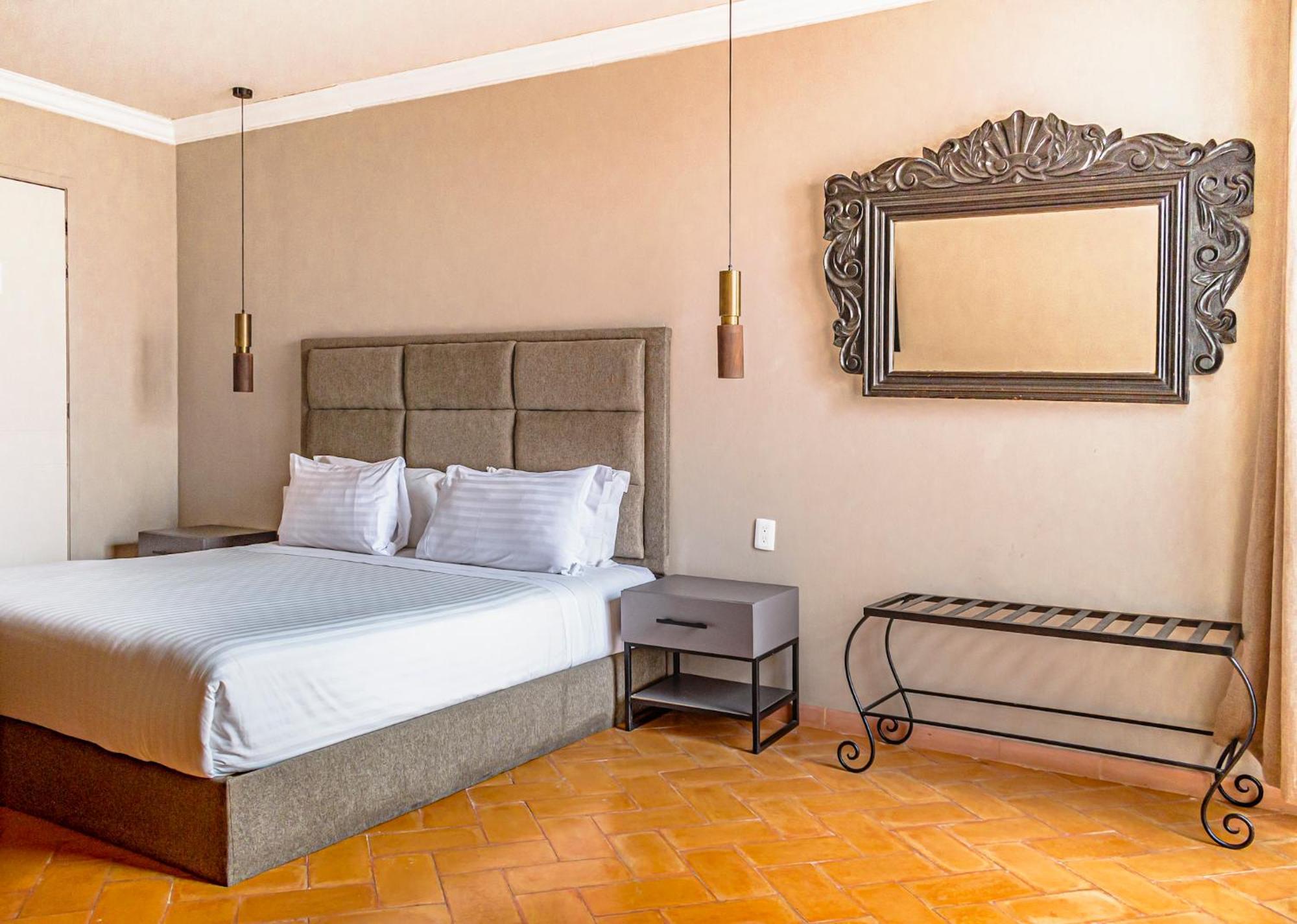 Mikaella Hotel Сан Мигел де Аленде Екстериор снимка